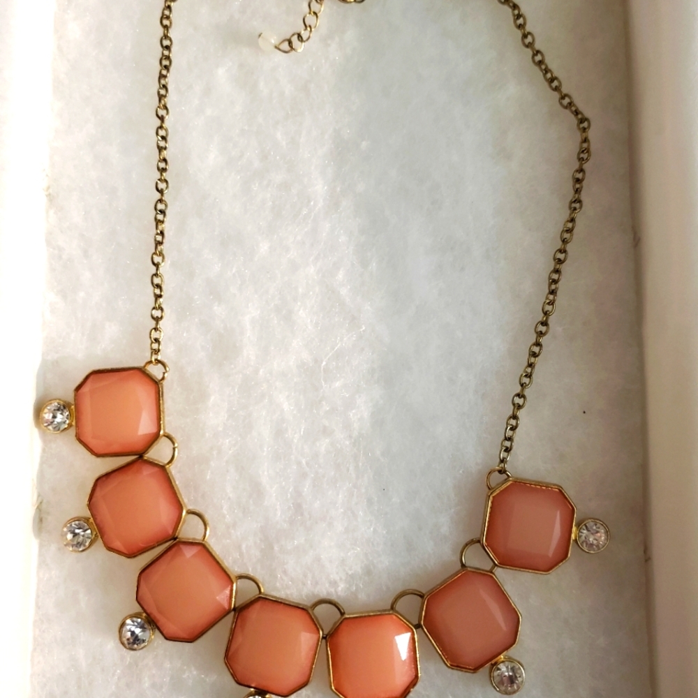 3/$15 *** Pink Statement Necklace